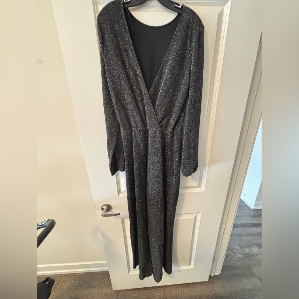 Elegant Black Glitter Dress